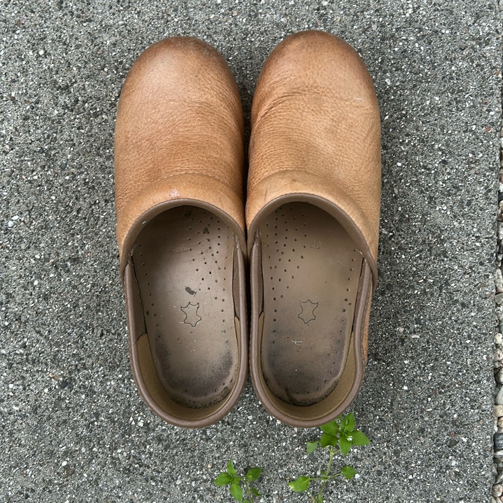 Used but great shape Dansko perfectly worn leather
